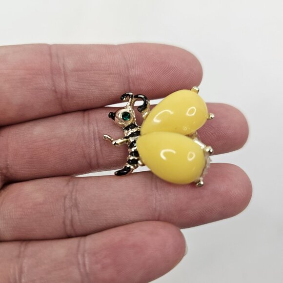 Silver Tone Insect Bee Brooch Yellow Wings Bug Unmarked Pin - Picture 5 of 7